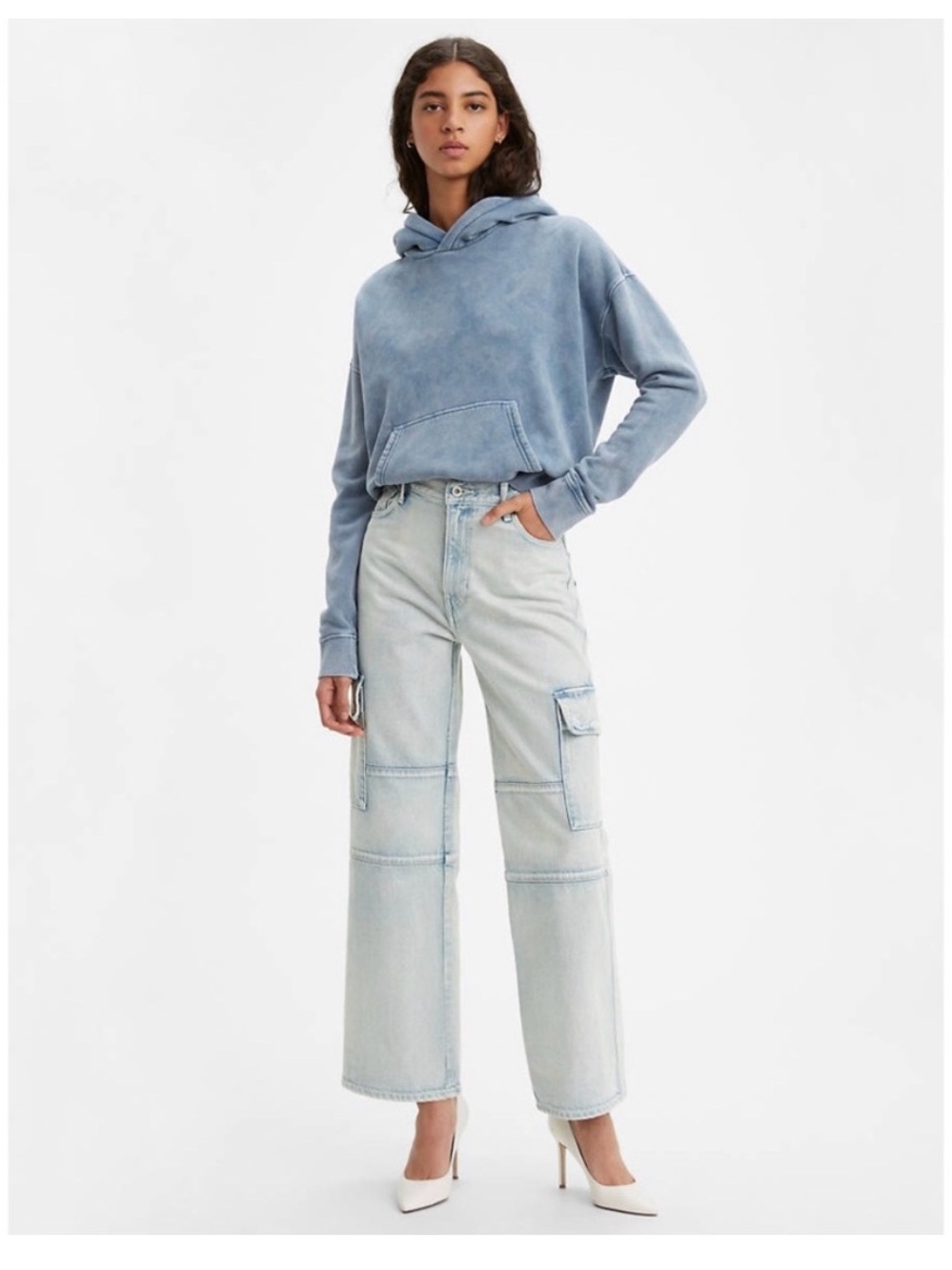 Levi’s made & crafted light wash cargo straight leg women’s jeans size 25